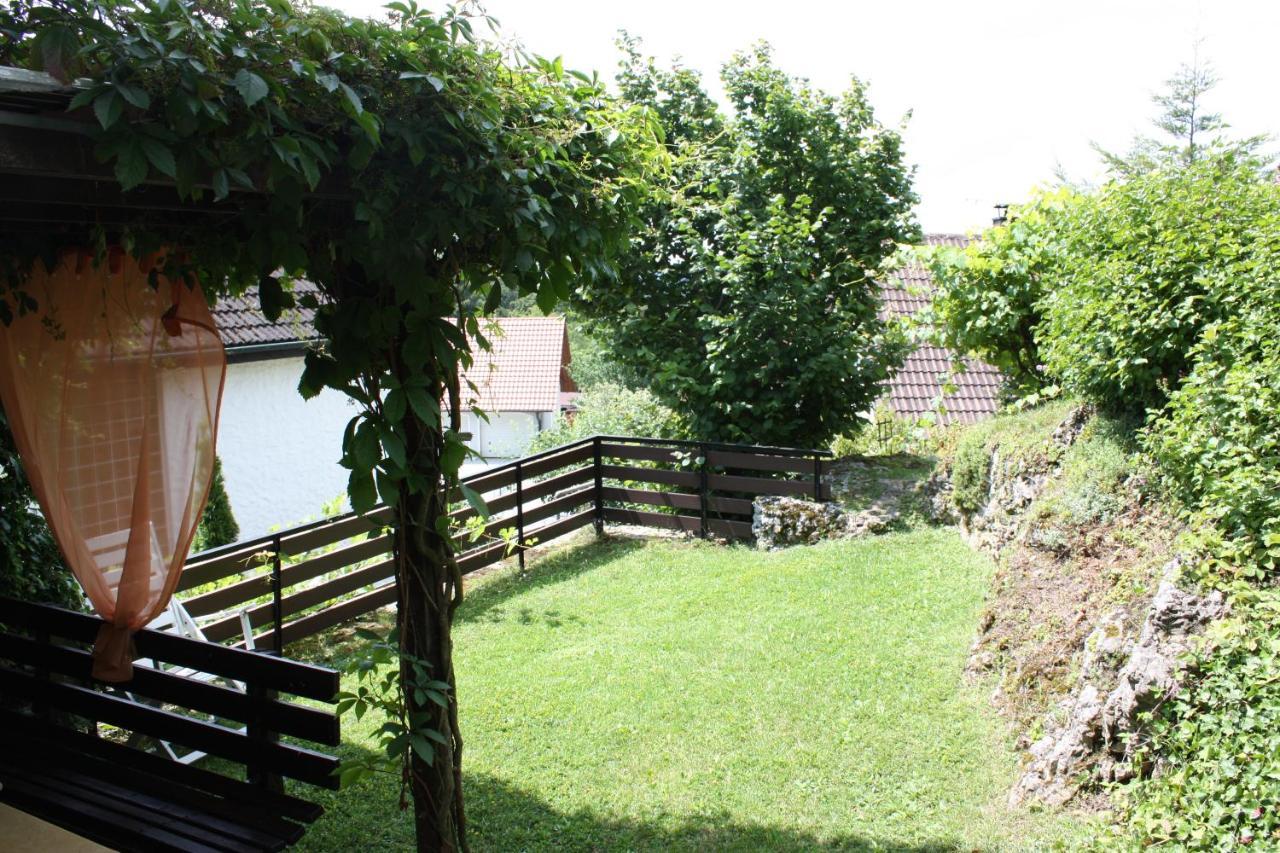 Ferienwohnung Im Gruenen Goessweinstein Exterior foto